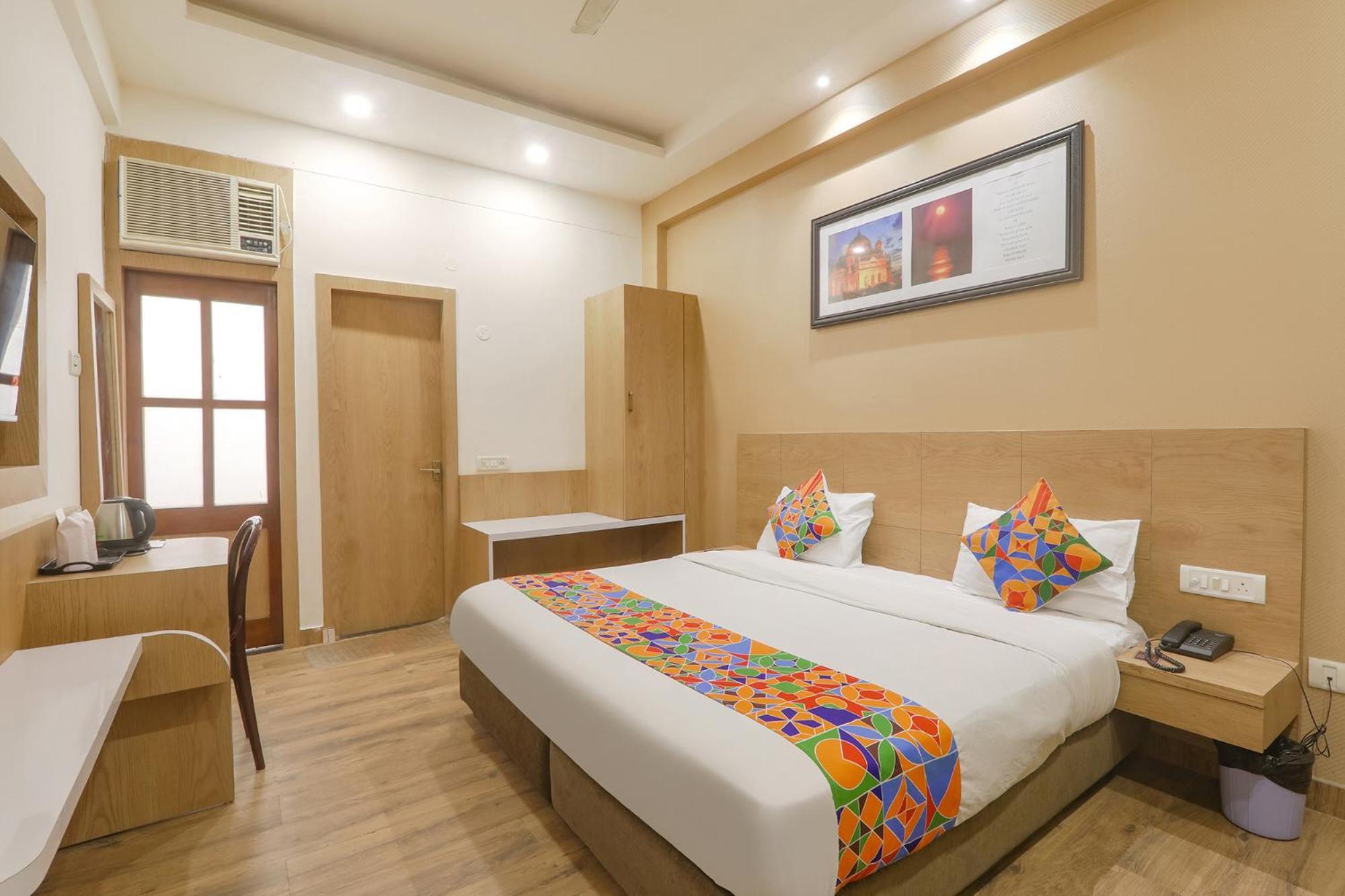 Fabhotel Raghubar Kripa Lucknow Exteriör bild